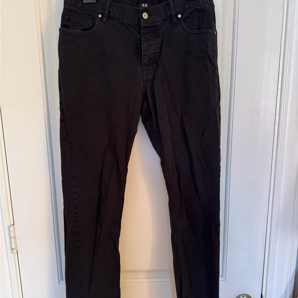 H&M Black Straight Jeans Classic Style